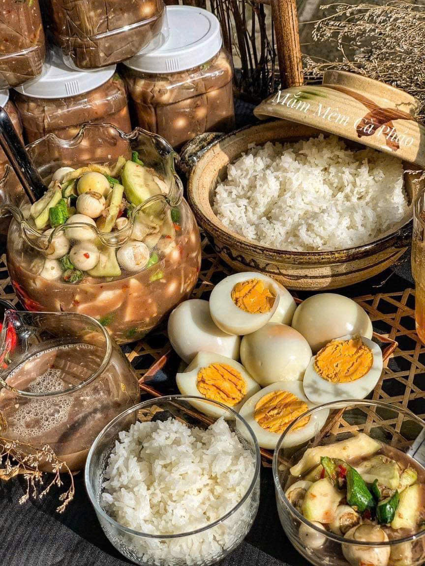 Mắm nêm cà pháo chuẩn vị quê nhà
