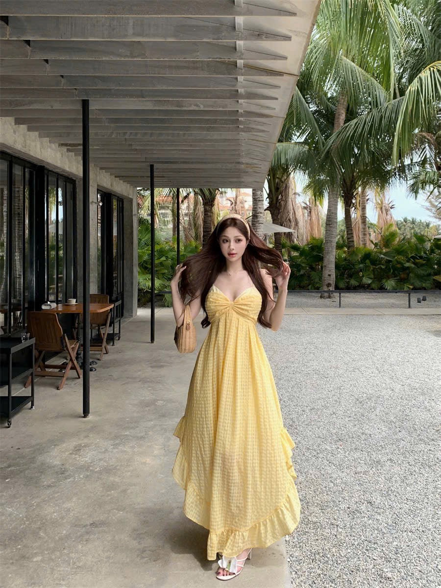 Đầm 2 dây caro vàng rực rỡ