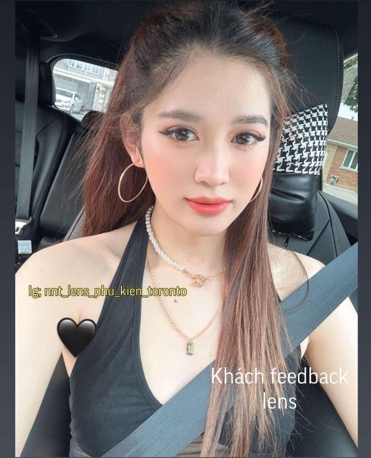 Khách feedback lens