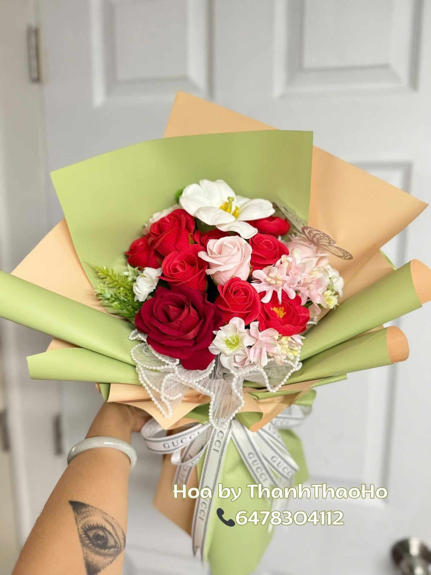 Bó hoa sáp tone đổ hồng trẻ trung