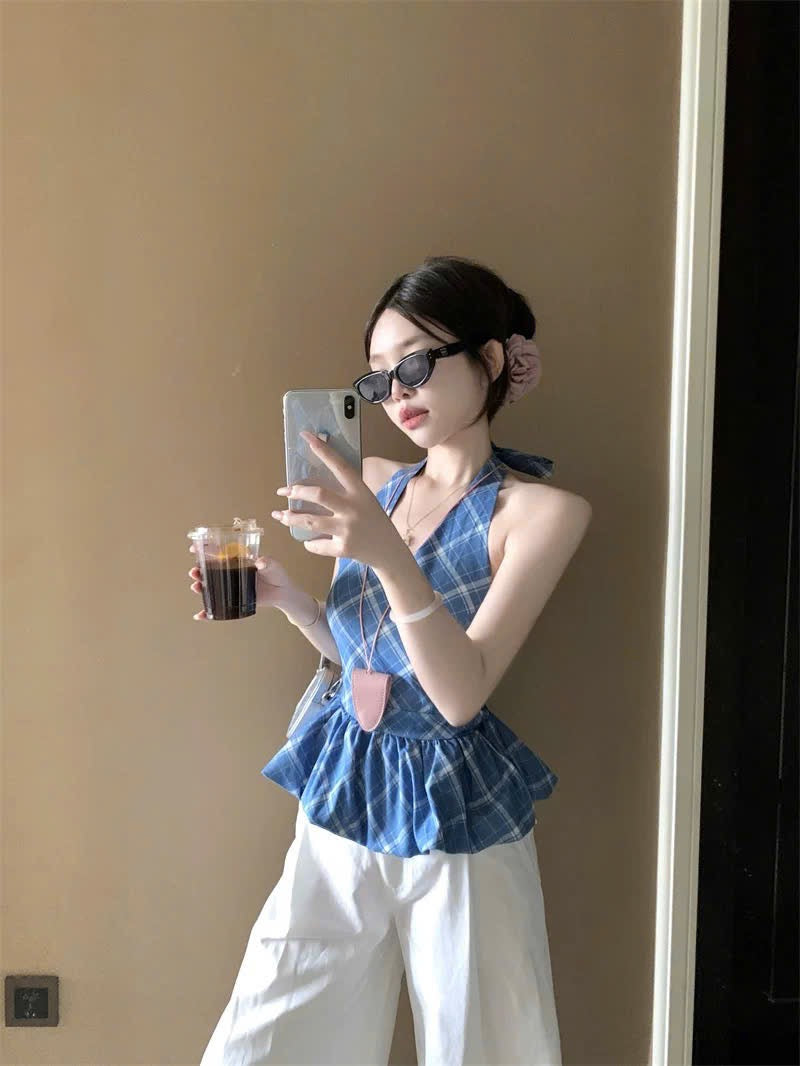 Áo cổ yếm xoè cute