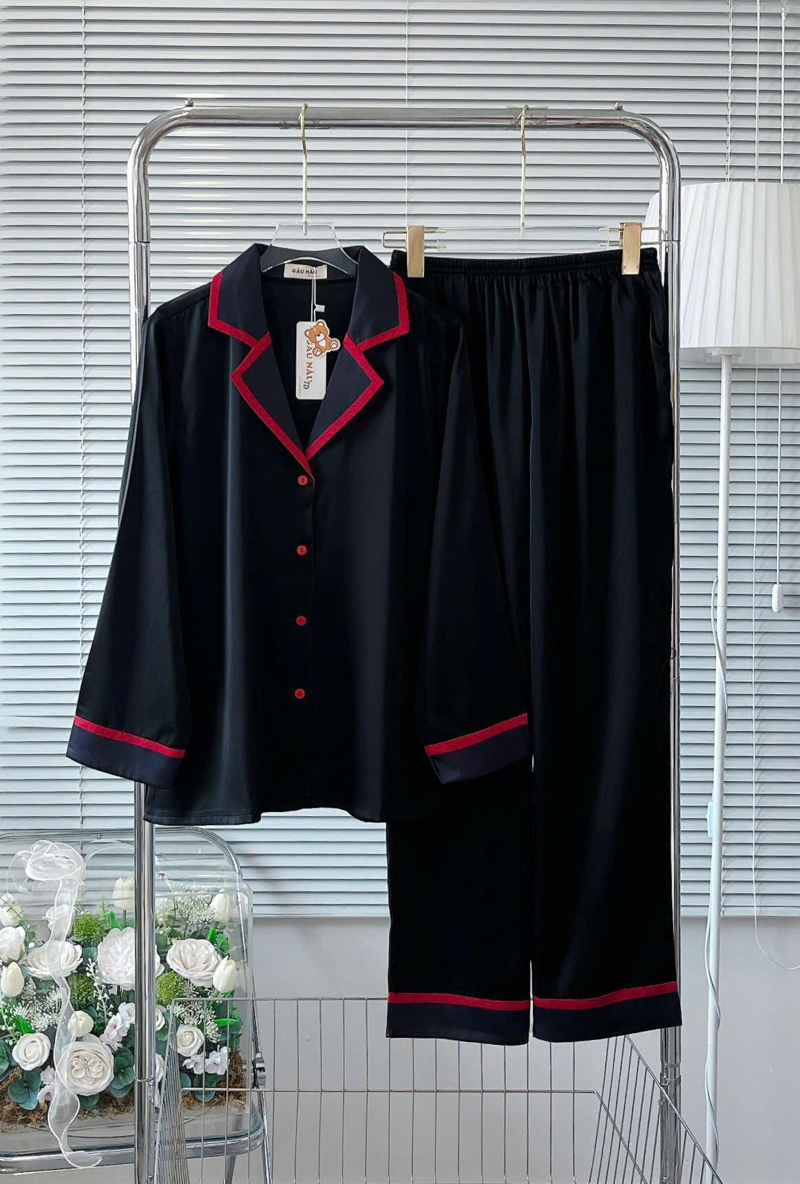 Bộ pijama dài trơn Teddy cổ vuông phối viền màu