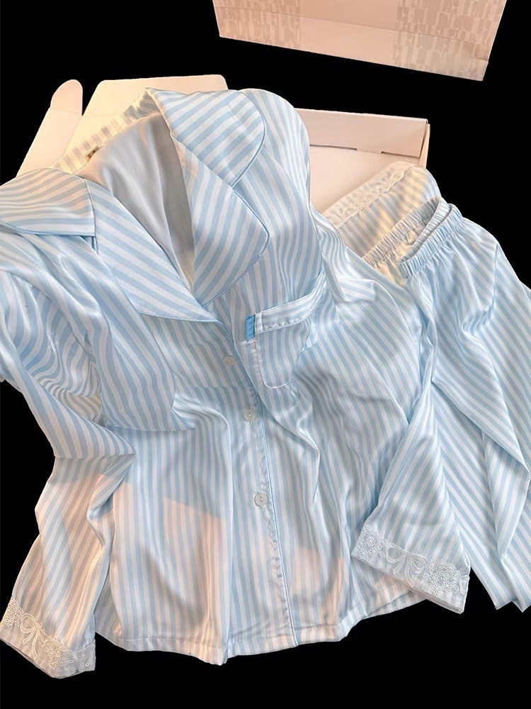 Pijama lụa kẻ sọc xanh dương tươi mát