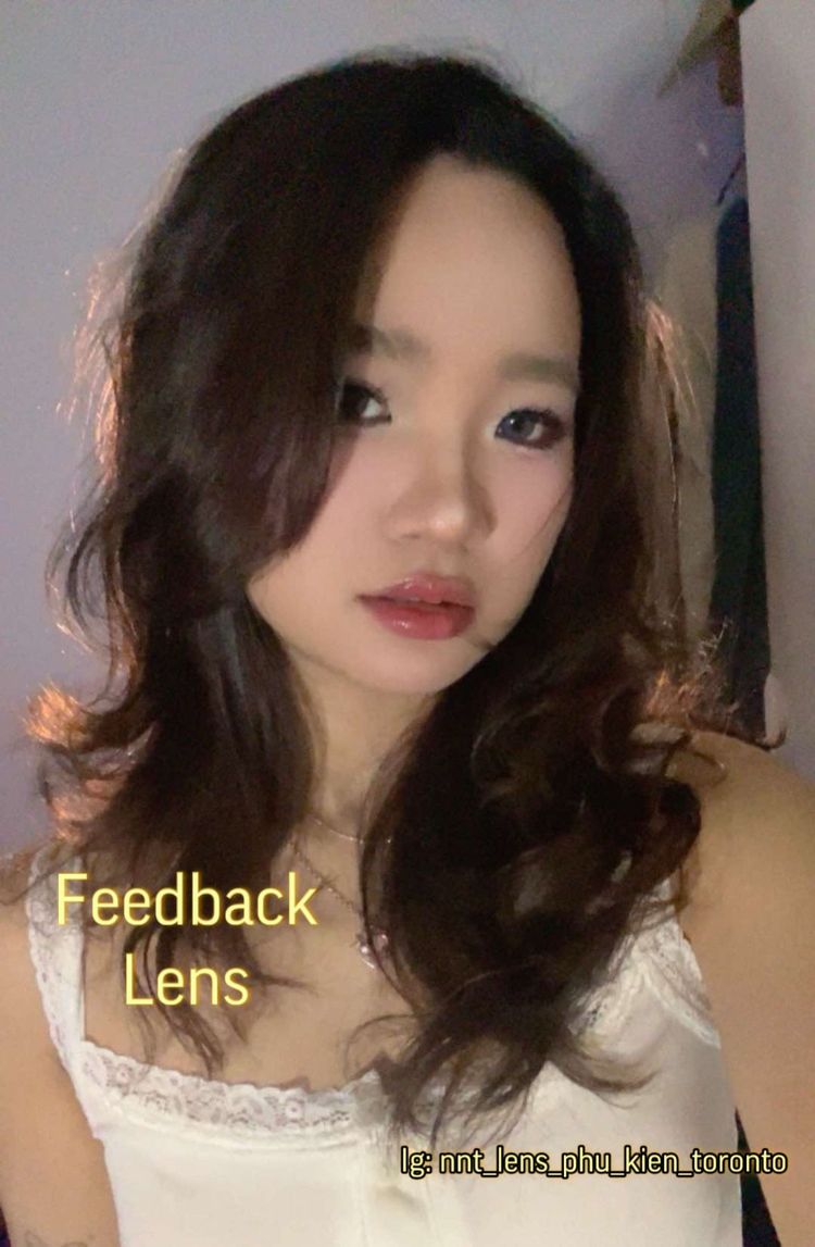 Khách feedback lens