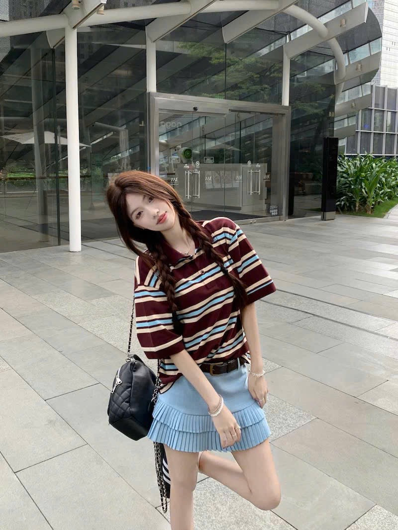 Combo áo polo + chân váy xếp ly basic