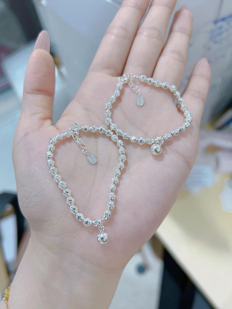 Trang sức bạc tránh gió đặt làm cho trẻ em