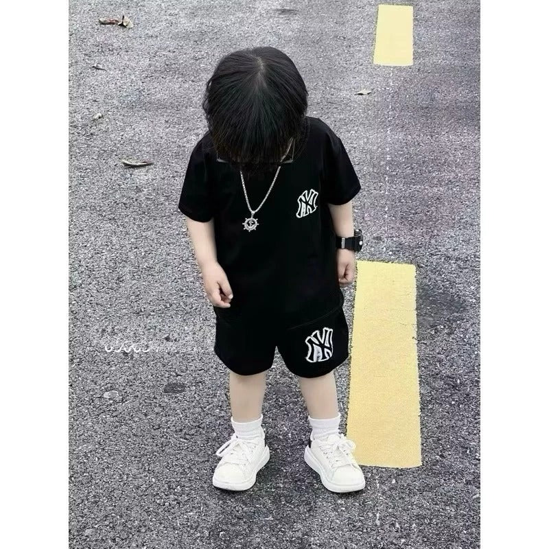 Bộ áo phông quần đùi đen NY cho bé trai
