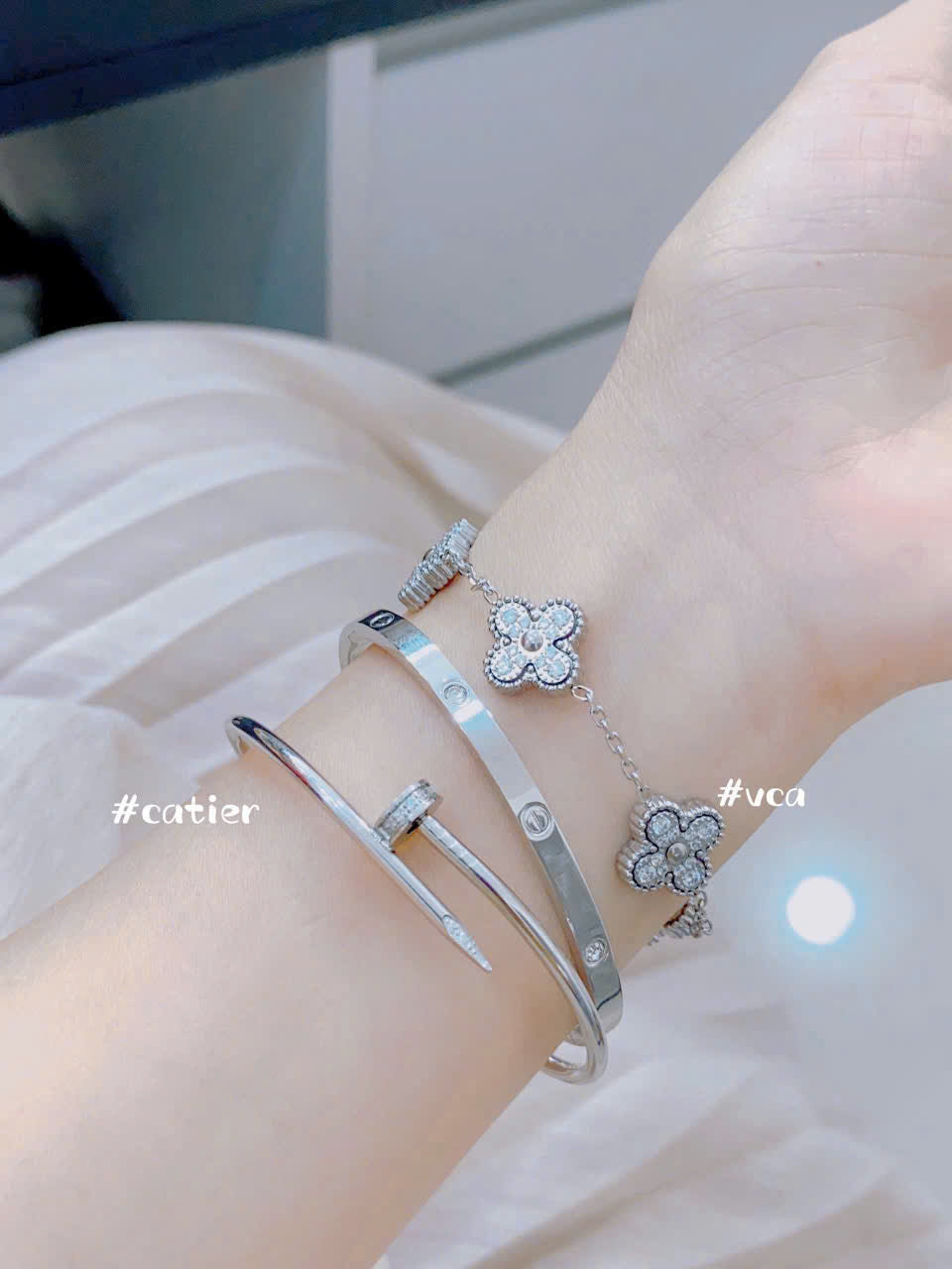 Vòng VIP - Kết hợp với vòng VCA – Lấp lánh sang trọng ✨