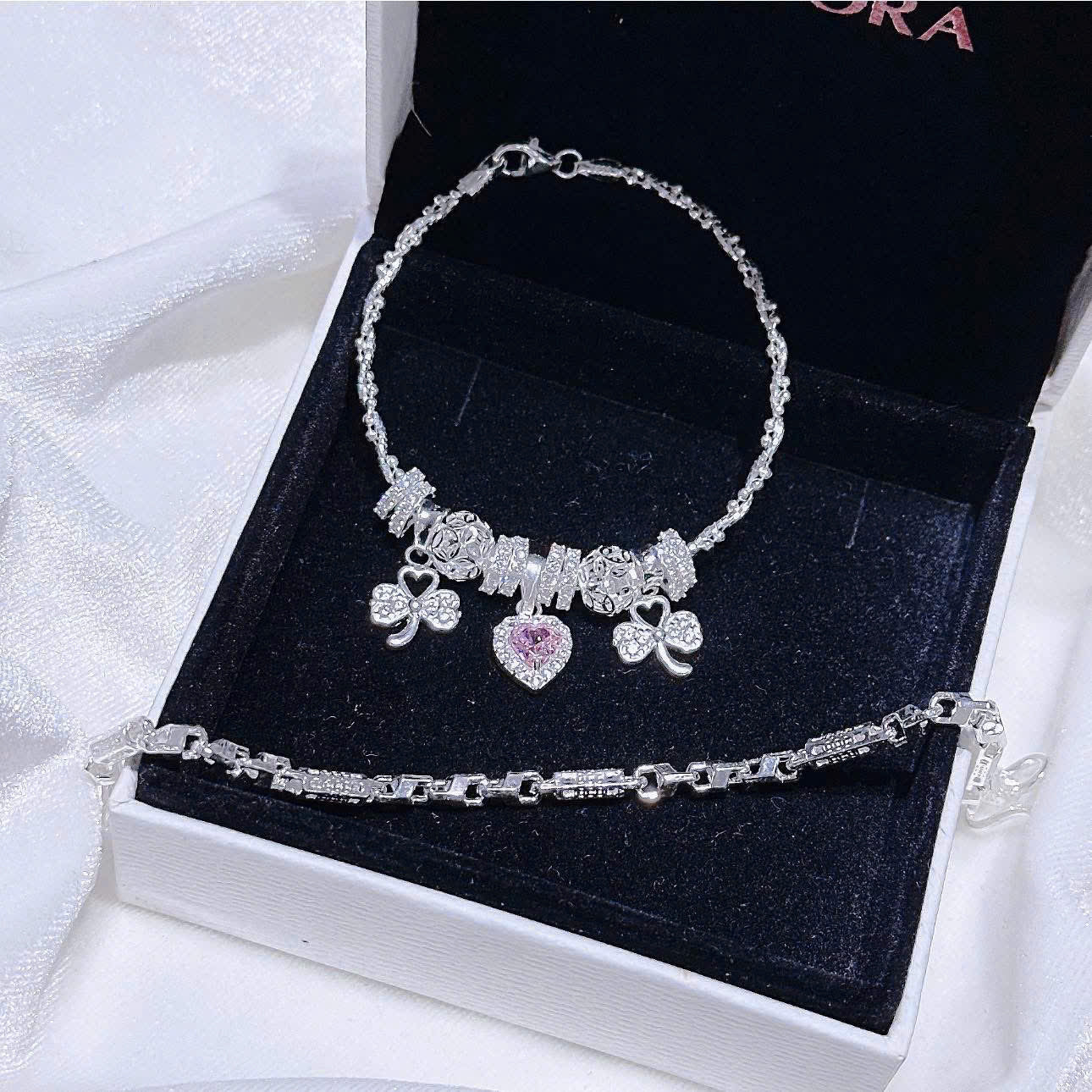 Lắc bạc đôi sang trọng
