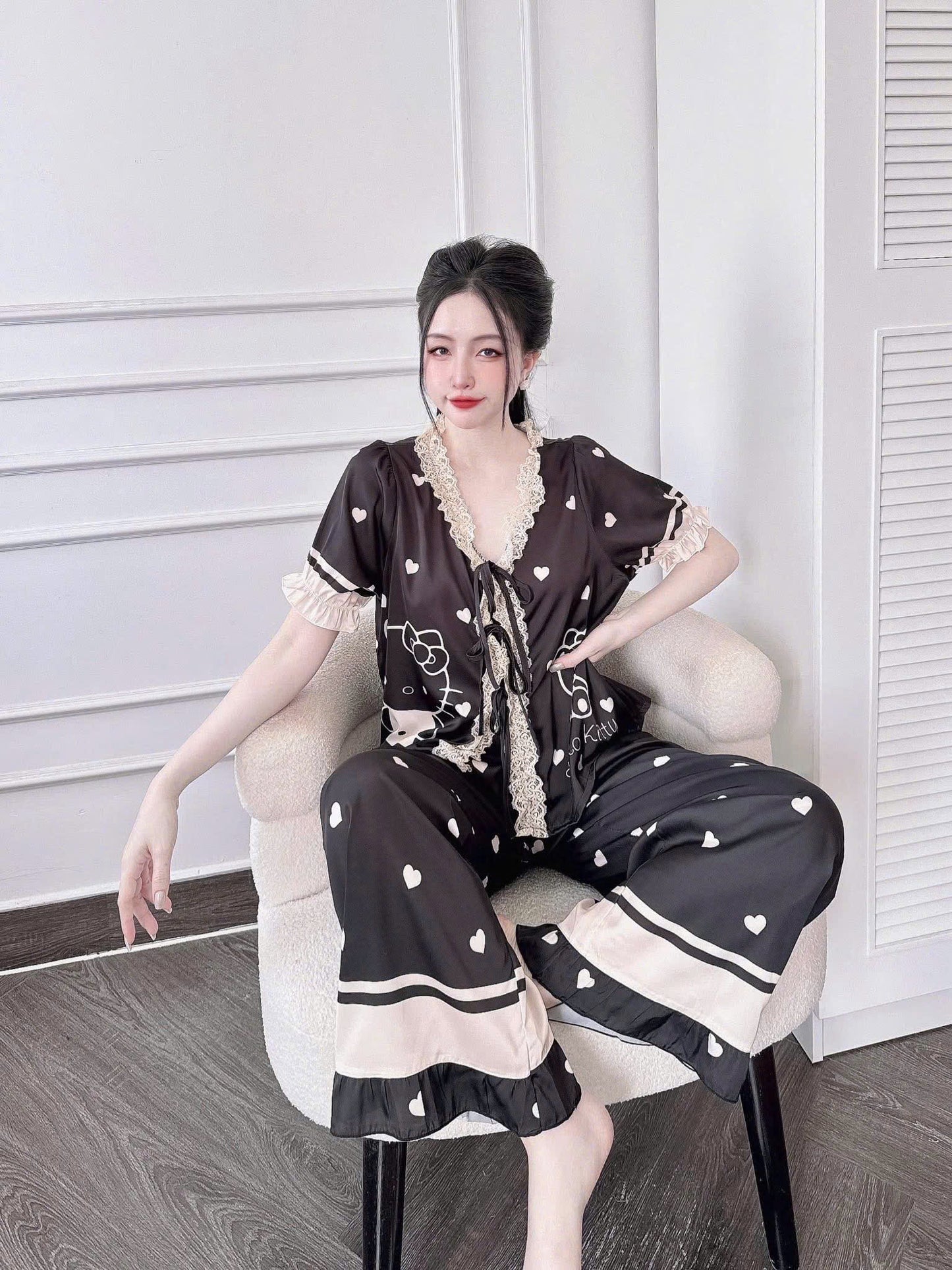 Pijama tiểu thư cột nơ tay ngắn quần dài