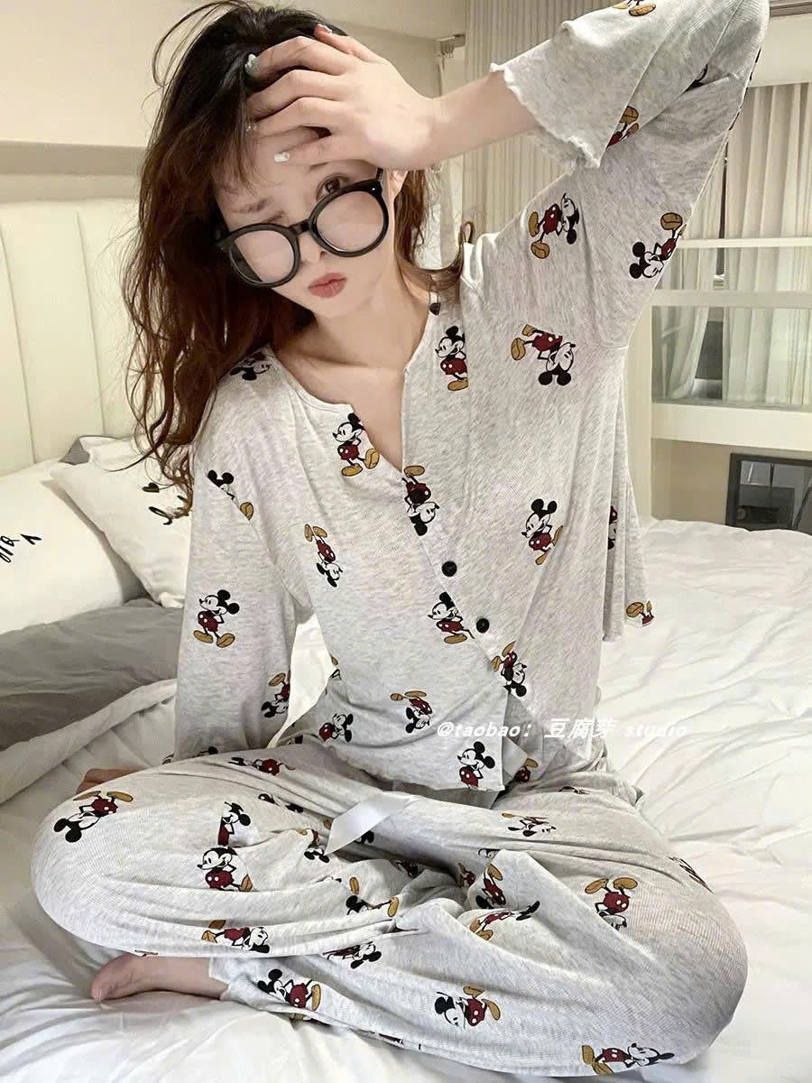 Đồ ngủ xinh xỉu cho nàng mê style dễ thương