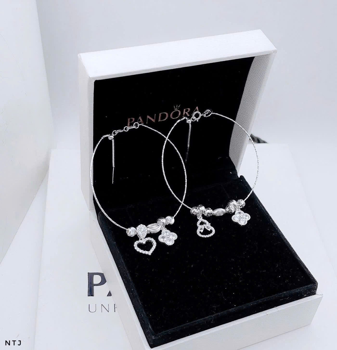 Lắc tay bạc charm thanh mảnh sáng xinh