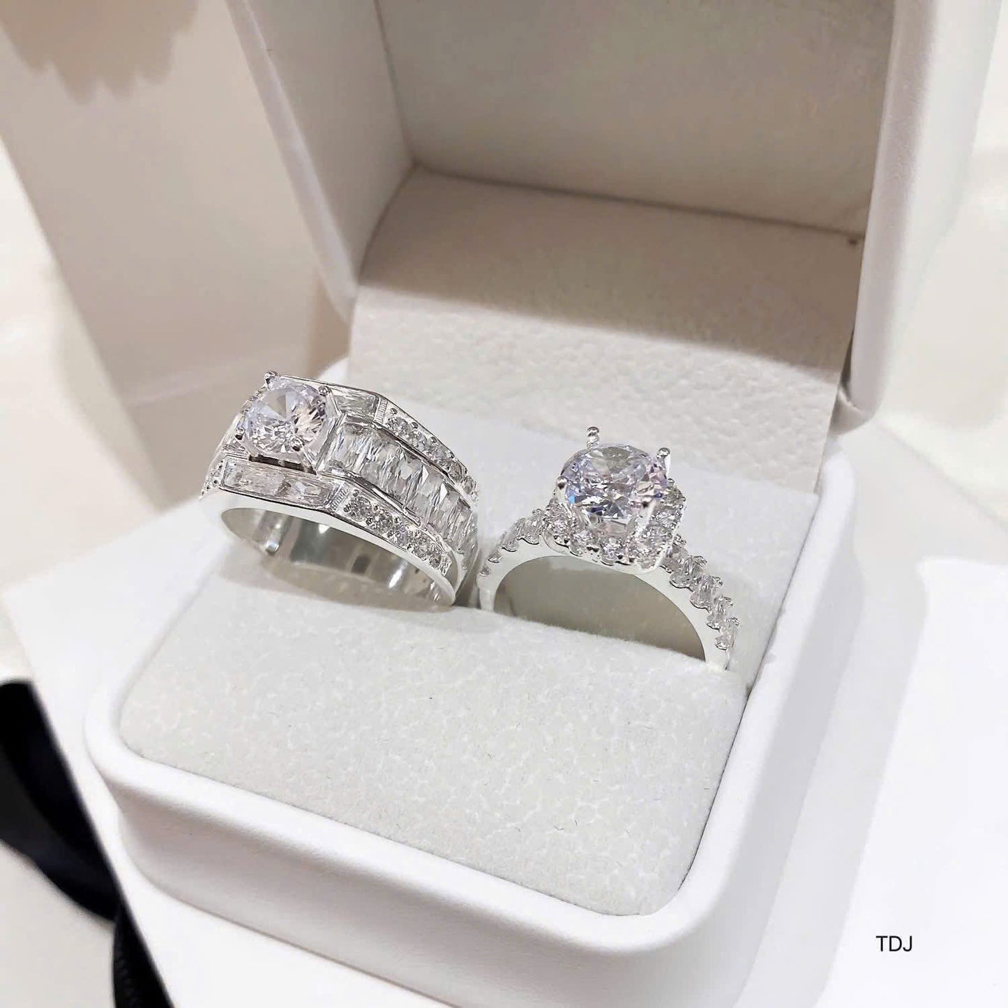 Nhẫn bạc đôi thiết kế tinh xảo