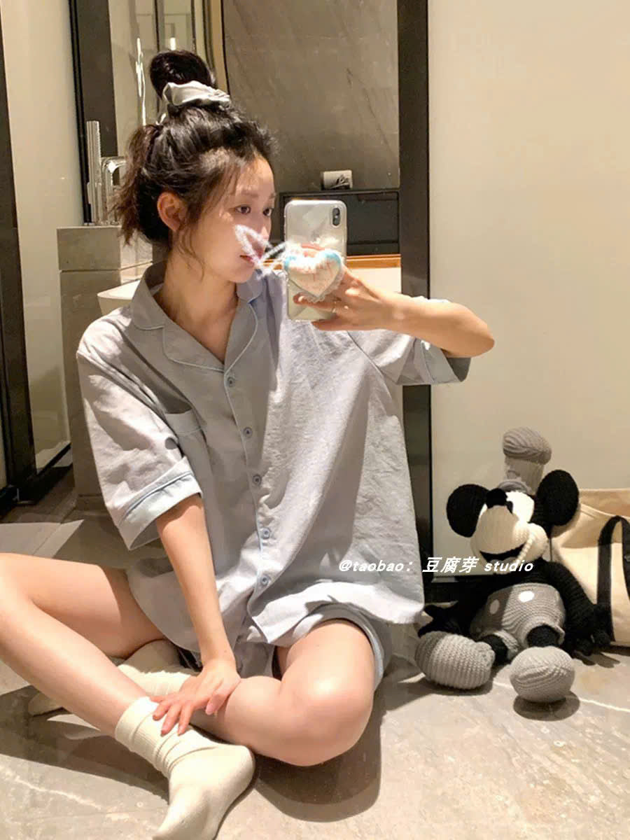 Pijama ngắn xanh dương nhạt trơn