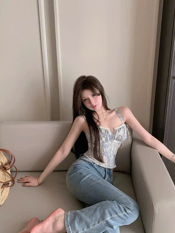 Áo 2 dây hoa nhí xanh nữ tính