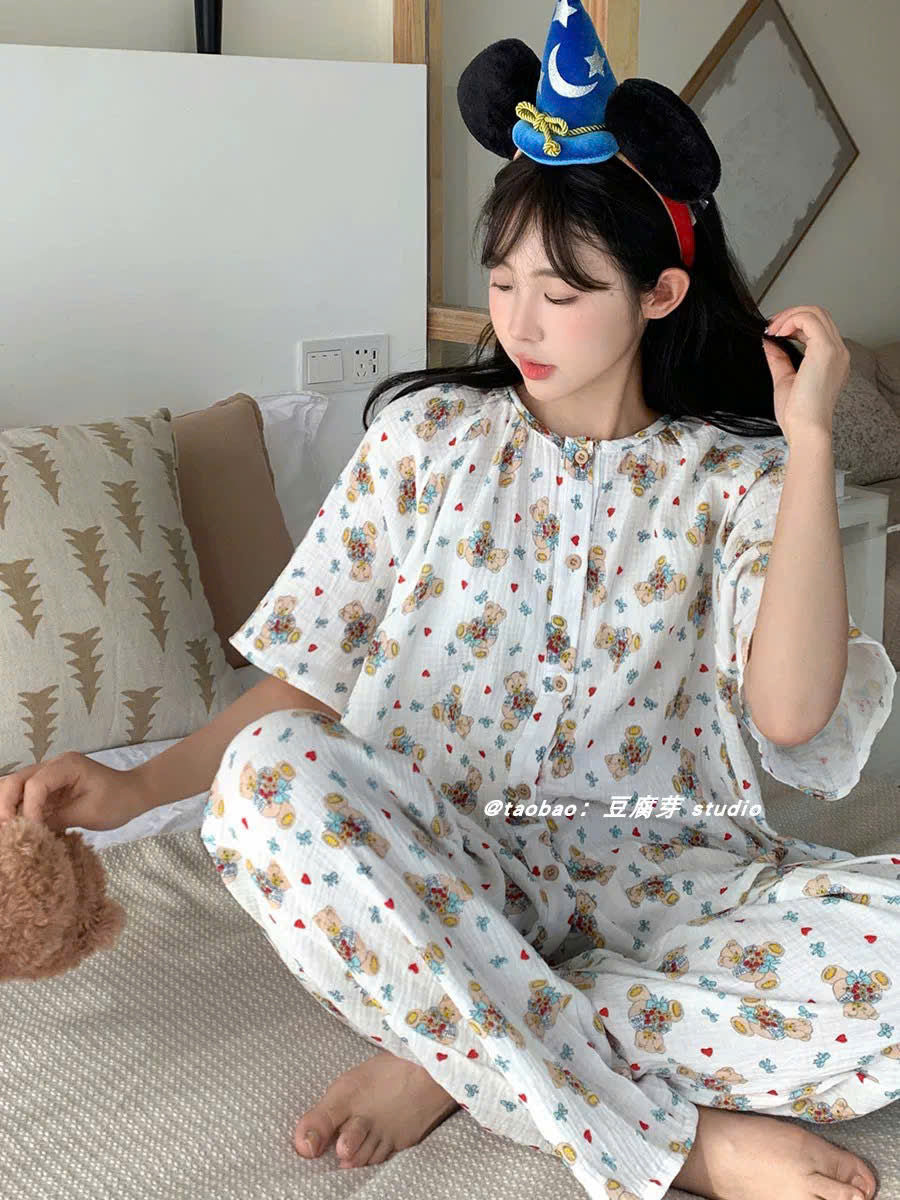 Bộ ngủ tay ngắn quần dài gấu bông