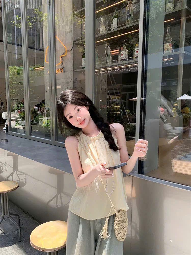 Áo babydoll cổ yếm vàng nhạt