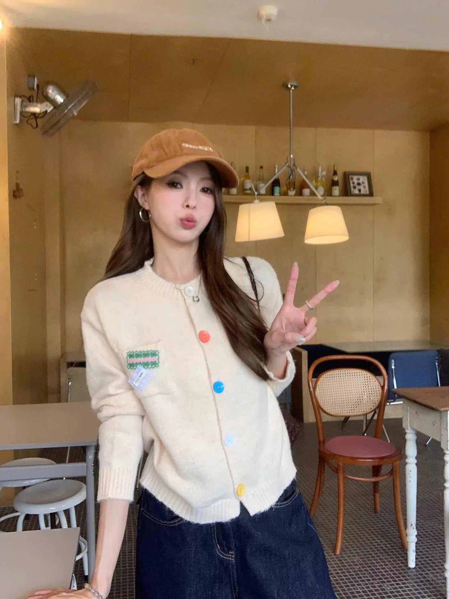 Áo cardigan len form vừa vặn nút bản to màu sắc