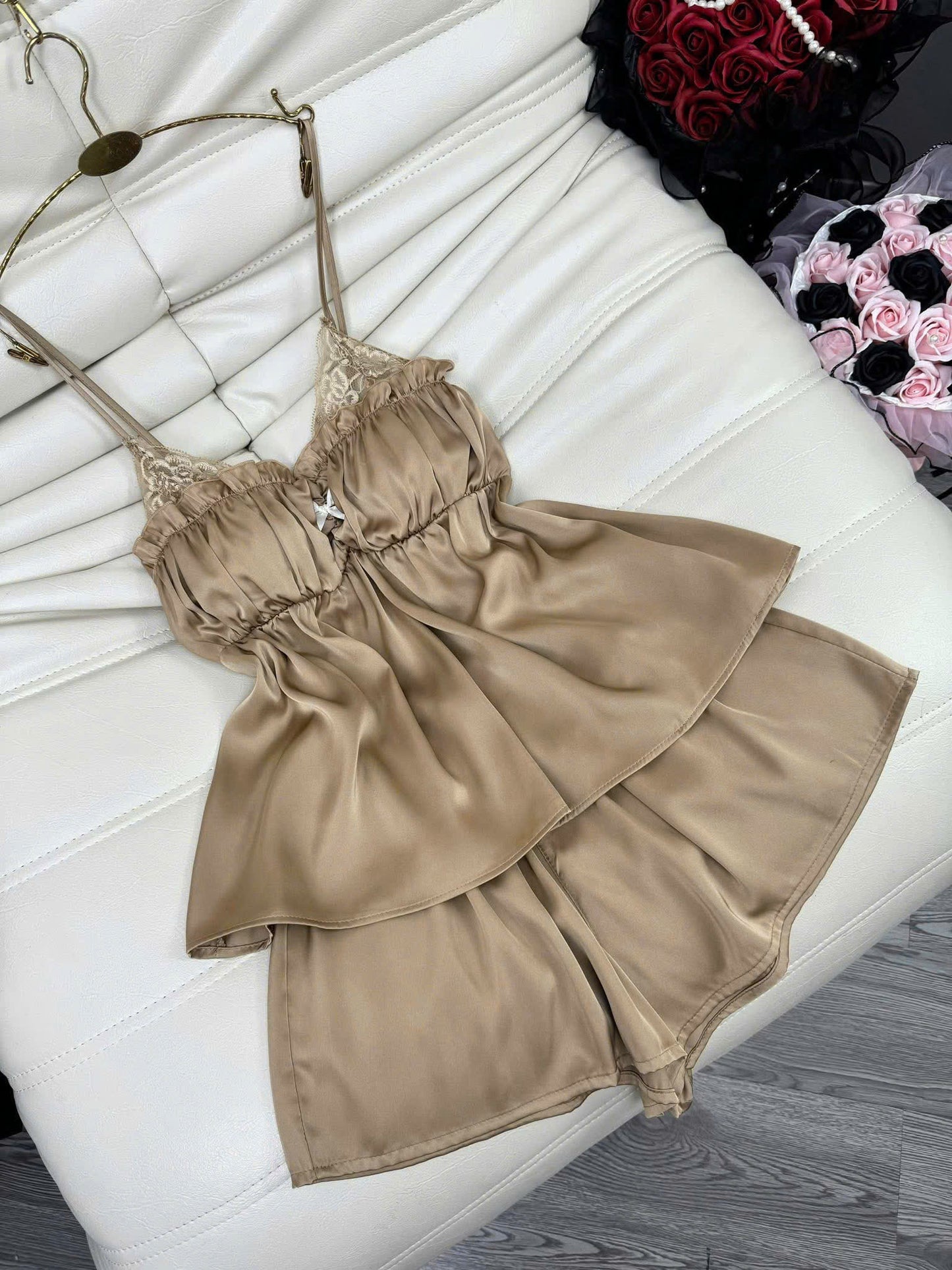 Set sexy đùi nhún ngực phối ren dưới 65kg