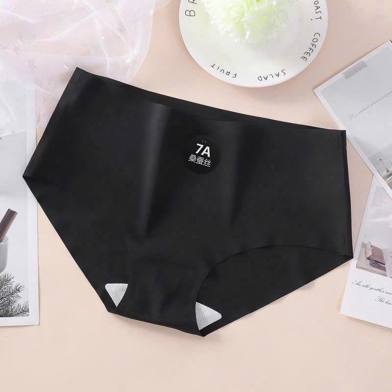 Quần lót chất su thoáng