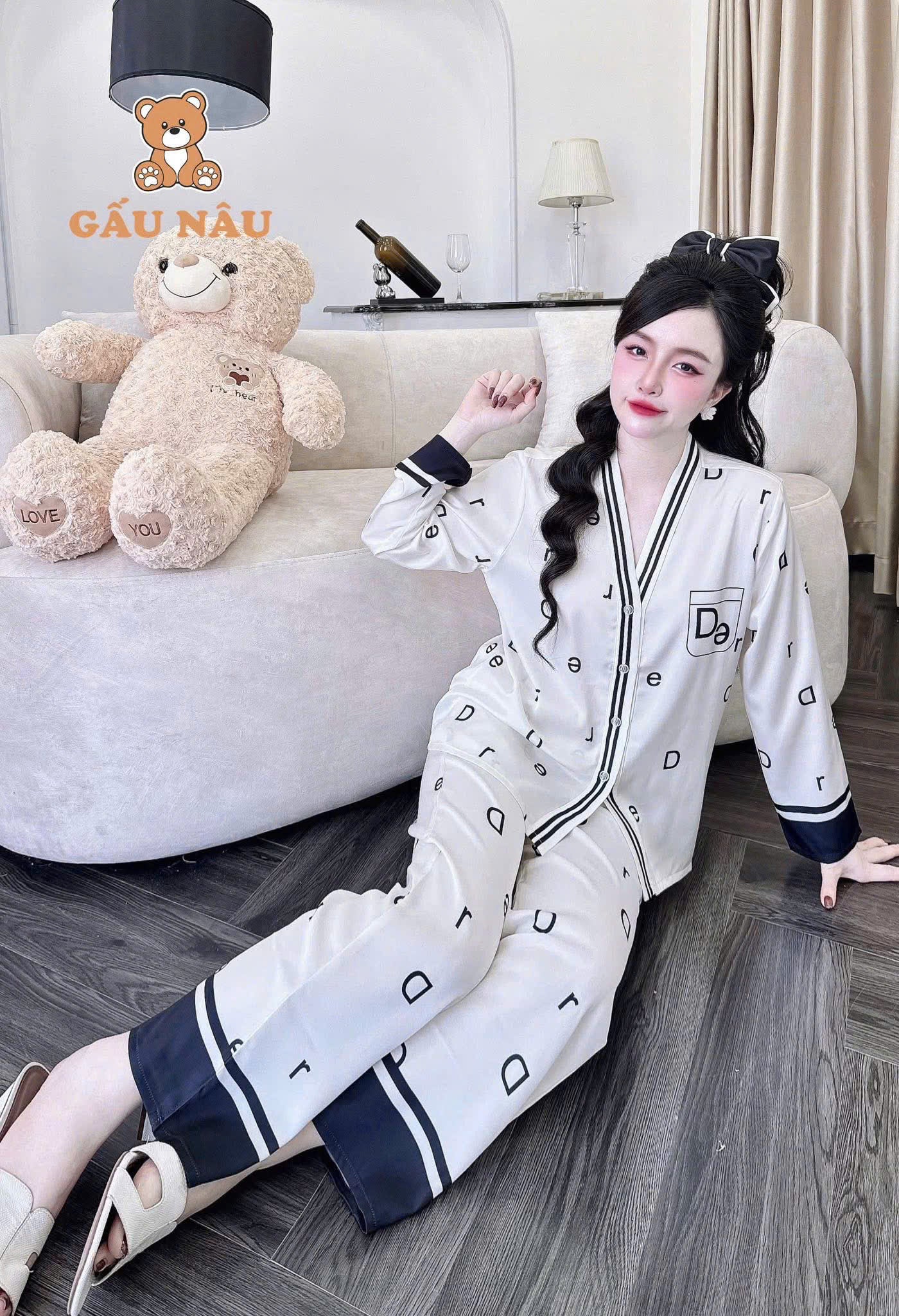 Tổng hợp mẫu đồ ngủ quần dài tay dài latin cao cấp cổ y