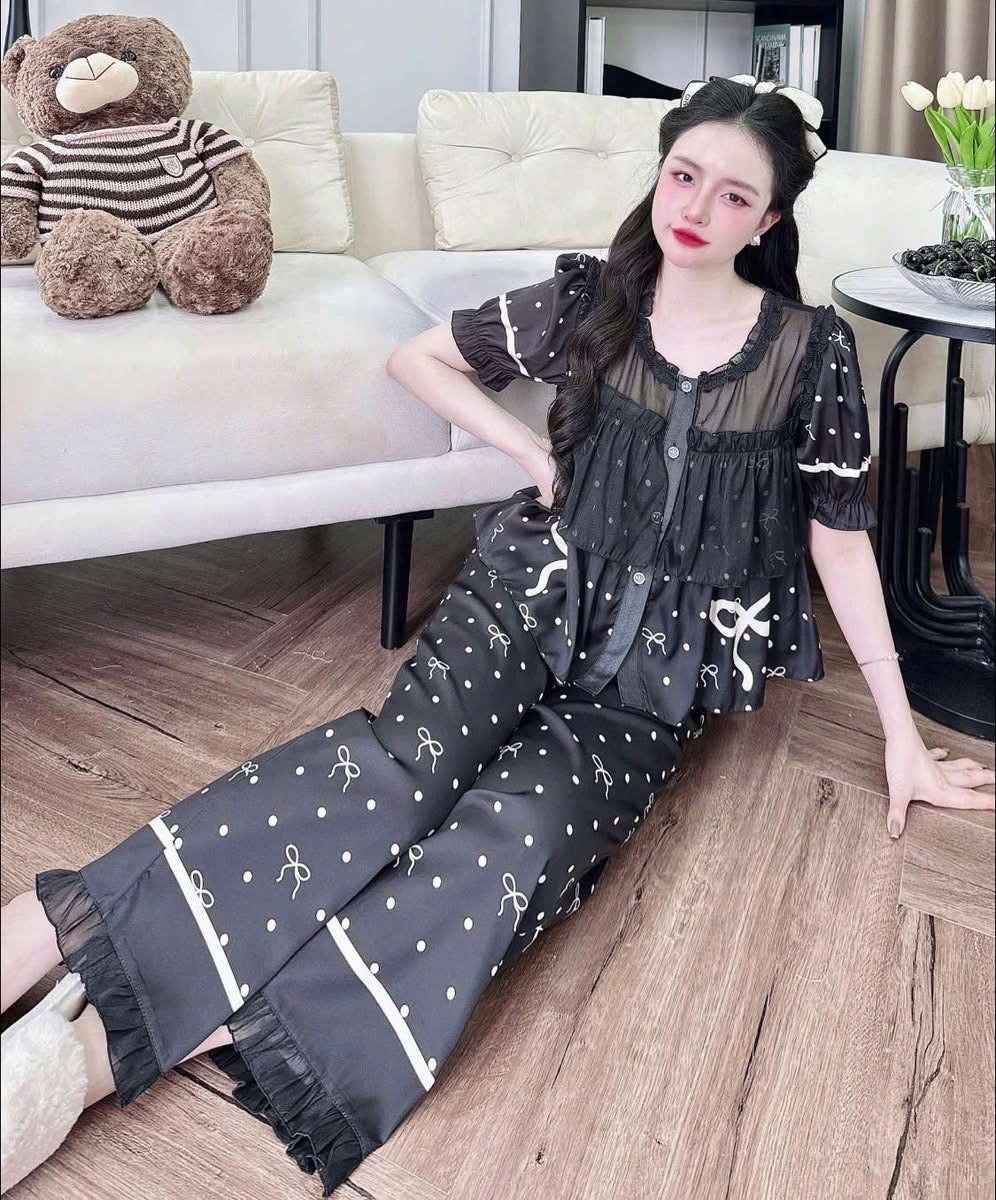 Bộ tay ngắn quần dài tiểu thư phối voán