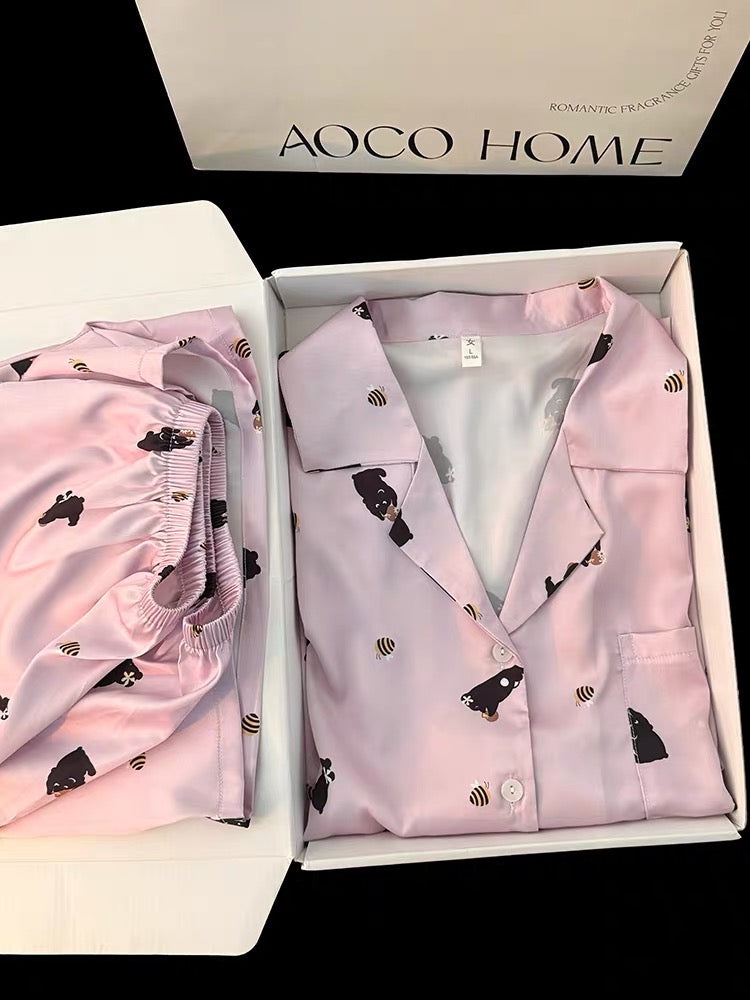 Pijama ngắn màu tím hồng hình gấu đen và ong
