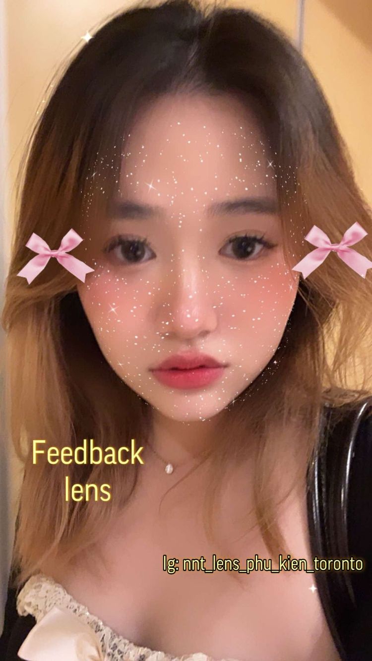 Khách feedback lens