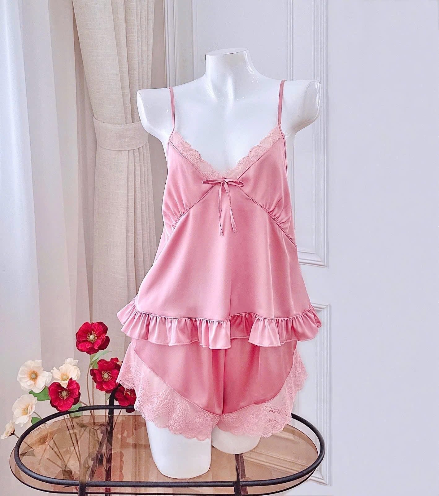 Bộ 2 dây quần đùi lai bèo siêu xinh