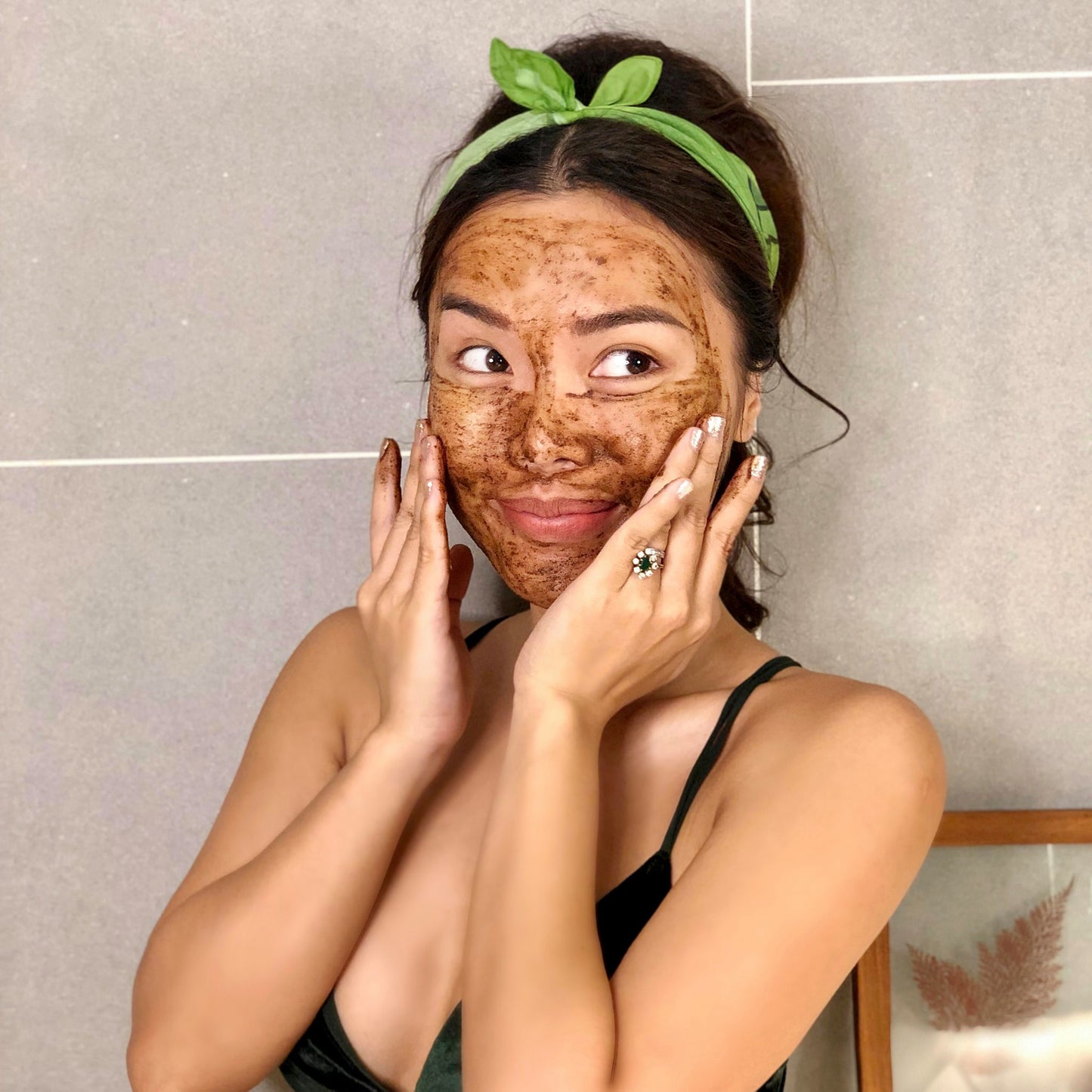 Combo Cocoon 3 món Tẩy trang bí đao + Tẩy da chết mặt + Mask nghệ - Tặng Son dưỡng và kẹp tóc tự chọn