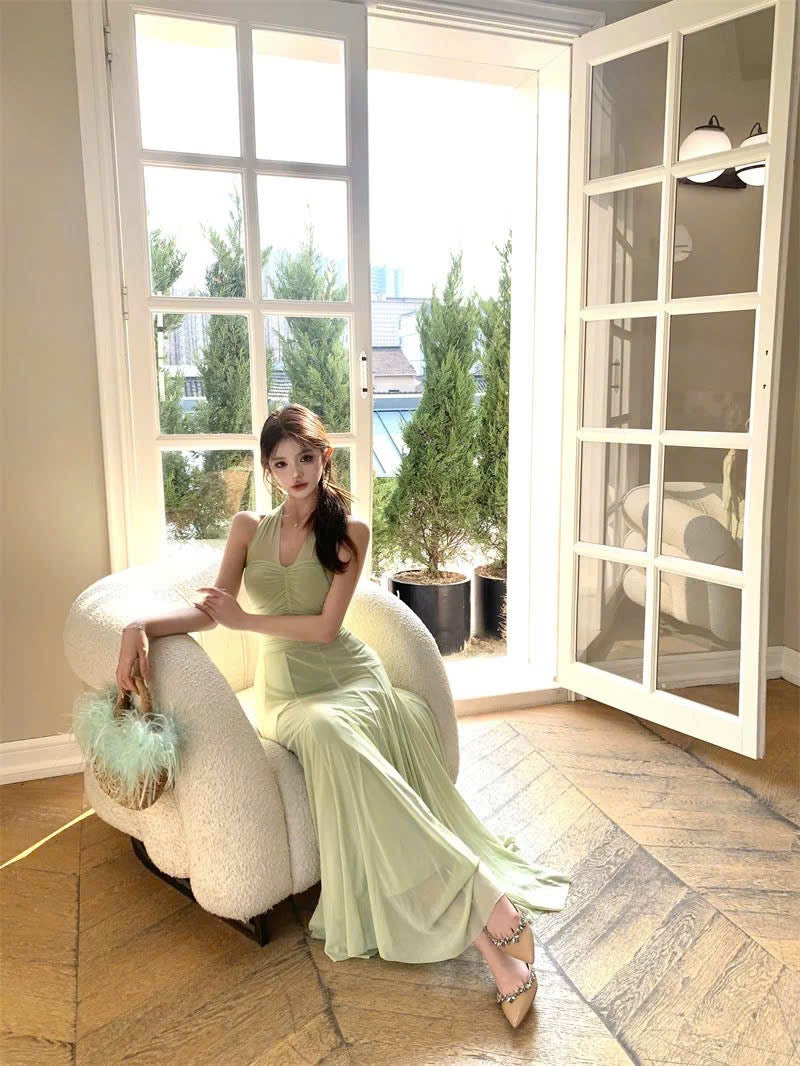 Váy liền dài sang quý phái