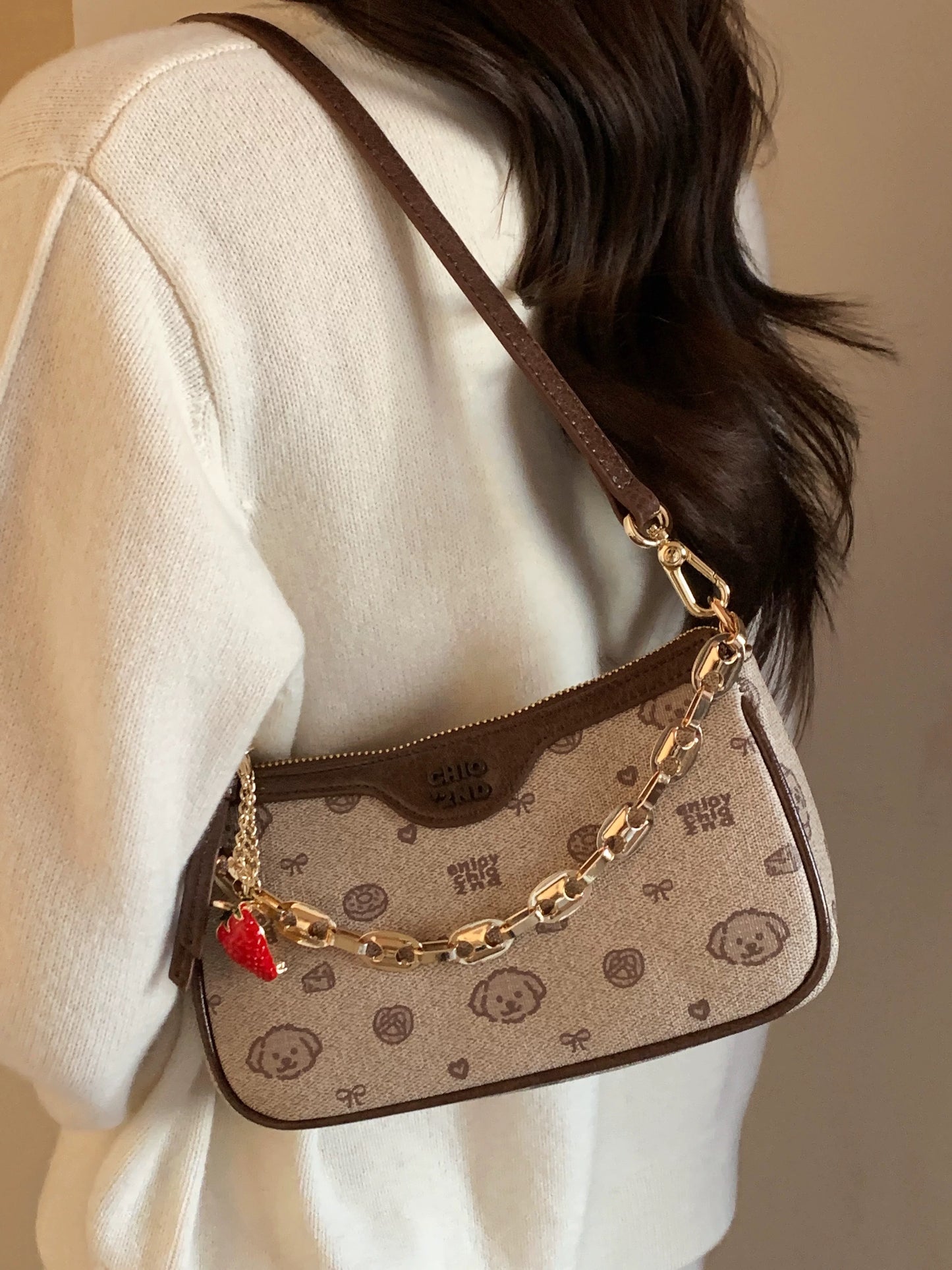 Túi đeo vai Chio'2nd dễ thương sale chỉ 85$