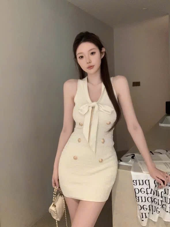 Đầm len ôm body tôn dáng