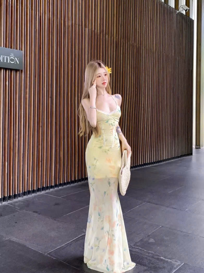 Đầm body 2 dây vàng tươi tắn