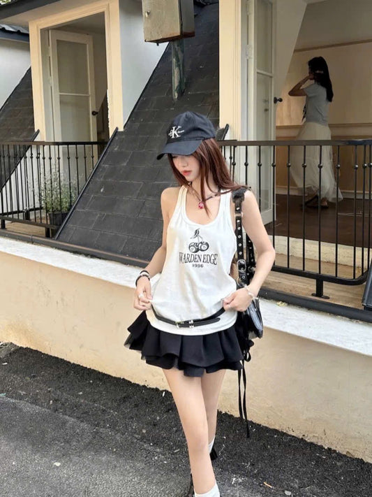 Set trắng đen basic