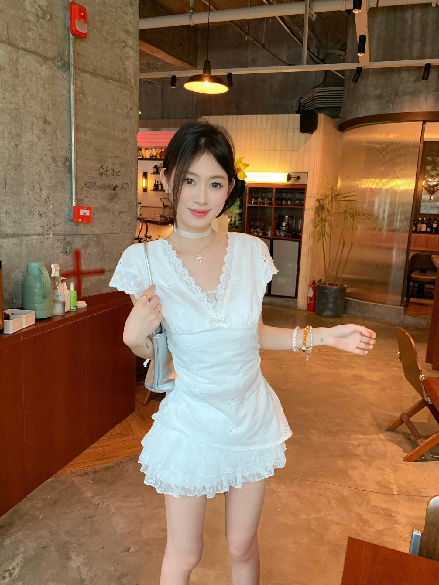 Set ren xinh trắng tinh