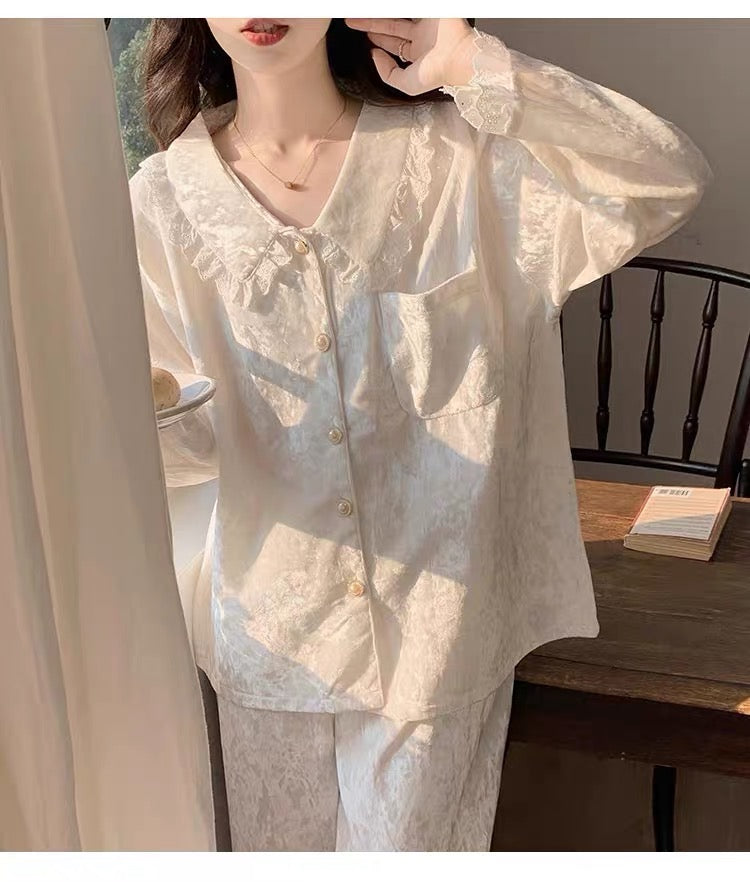 Pijama dài trắng viền bèo điệu đà