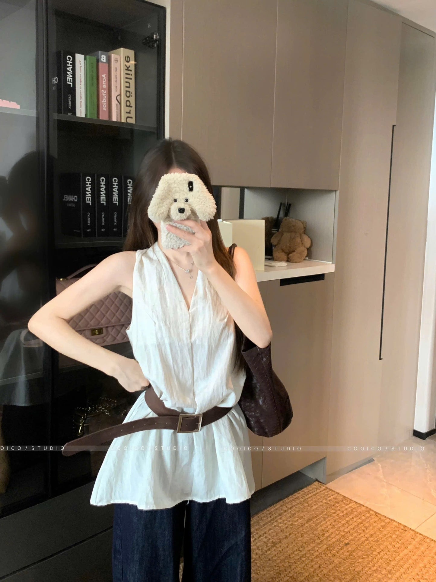 Áo yếm cổ V