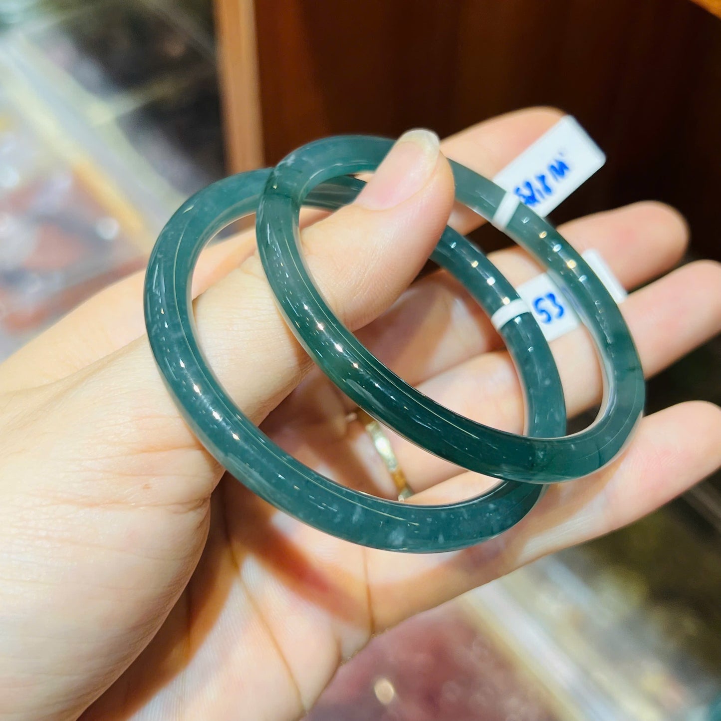 Vòng bản lam ngọc