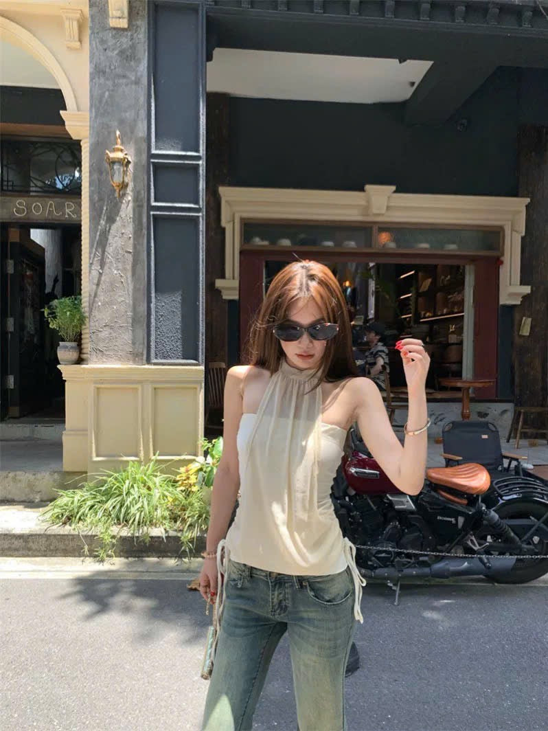 Áo ống phối voan yếm