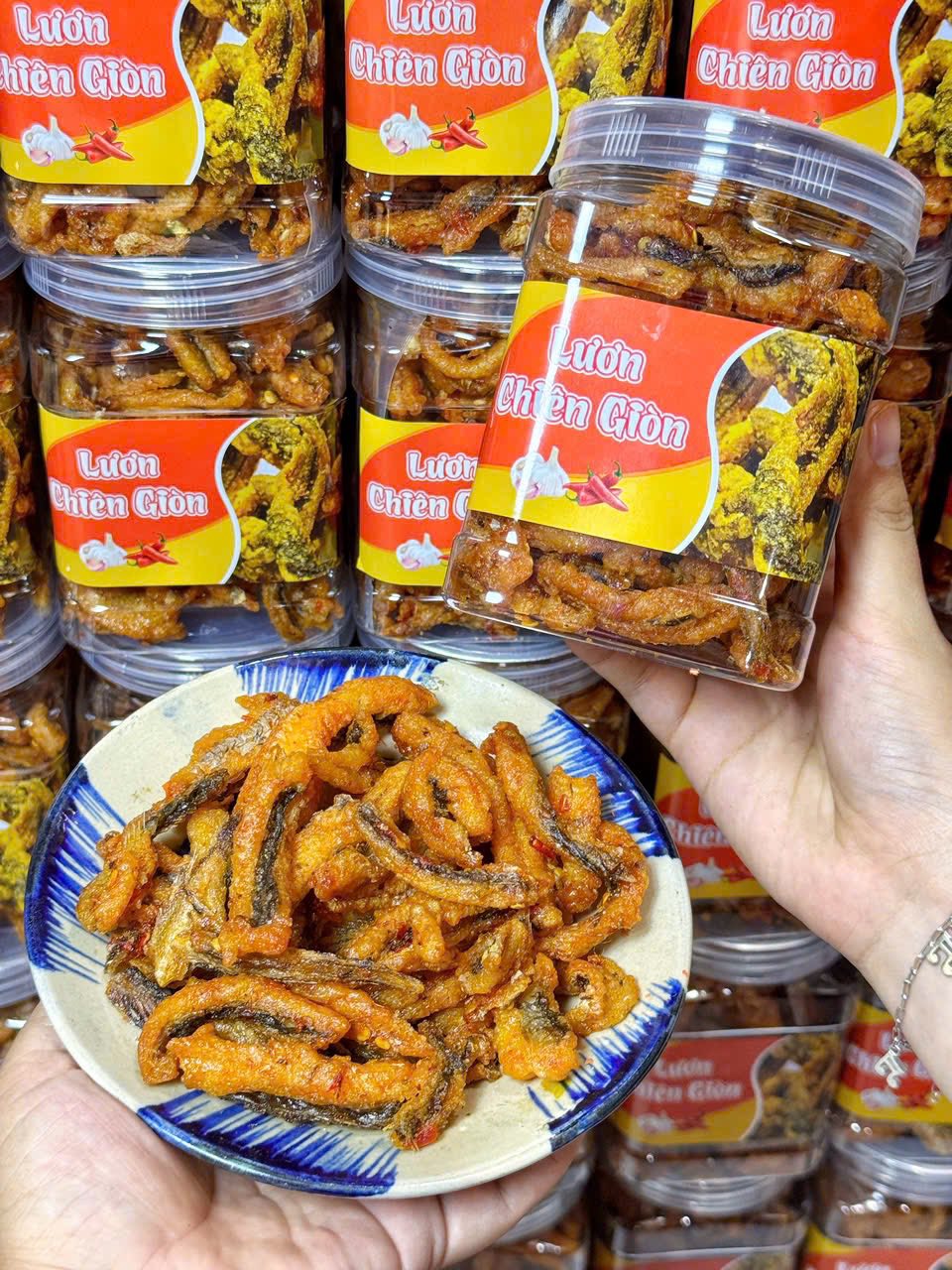 Lươn chiên giòn tẩm sốt tỏi ớt