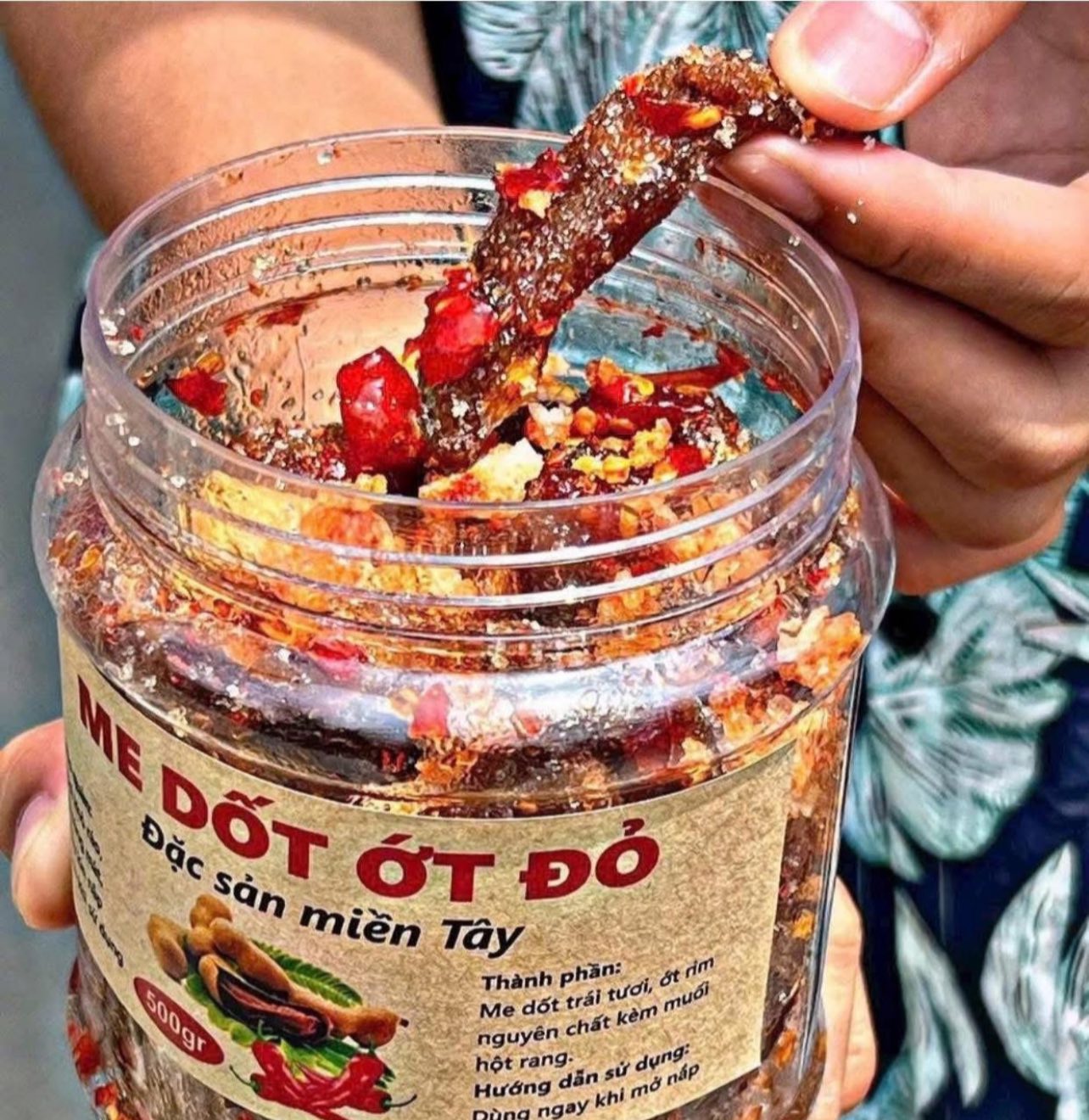 Me dốt ớt đỏ đặc sản Miền Tây
