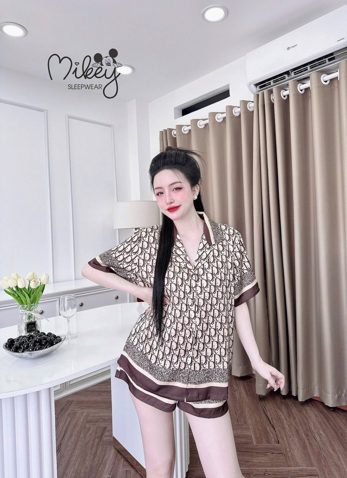 Đùi lụa Latin nút bọc xinh xắn