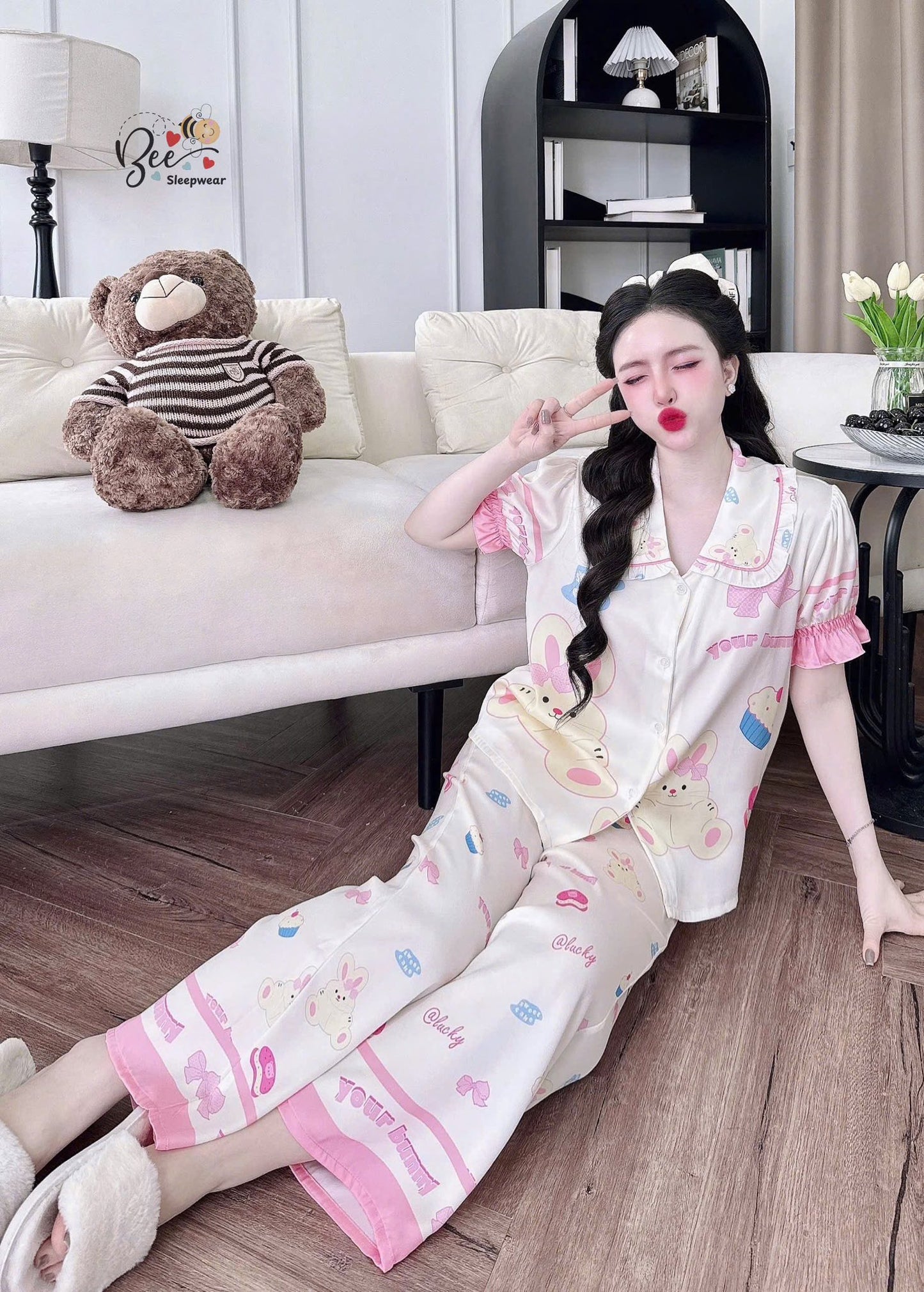 Pijama tay ngắn Bee cổ bèo xinh yêu