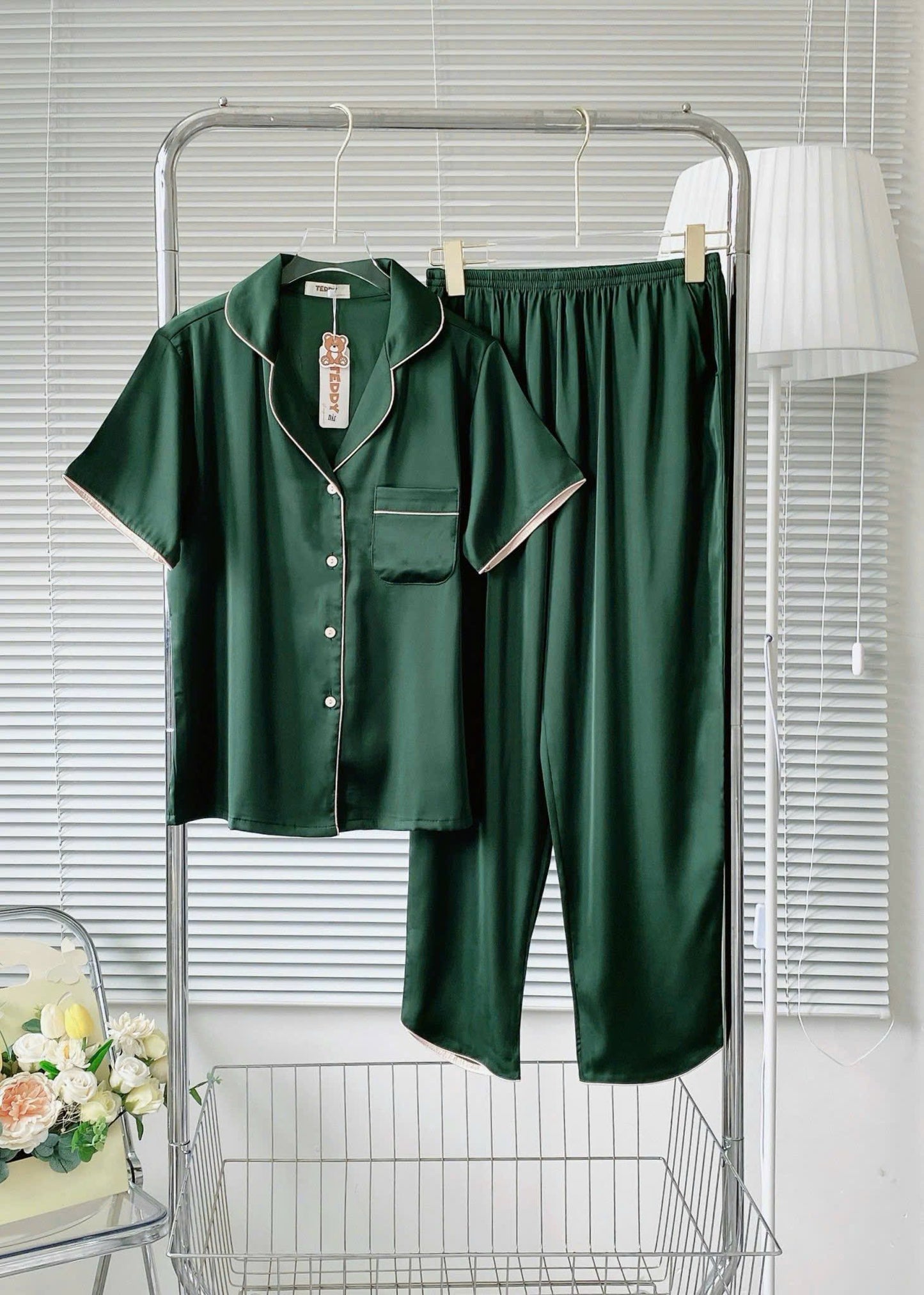 Pijama tay ngắn trơn Teddy viền lé lụa