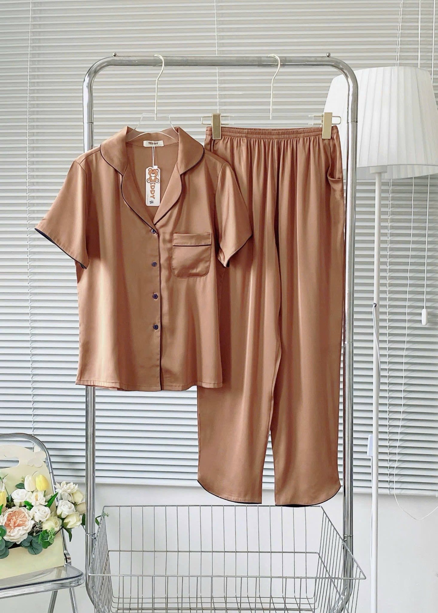 Pijama tay ngắn trơn Teddy viền lé lụa