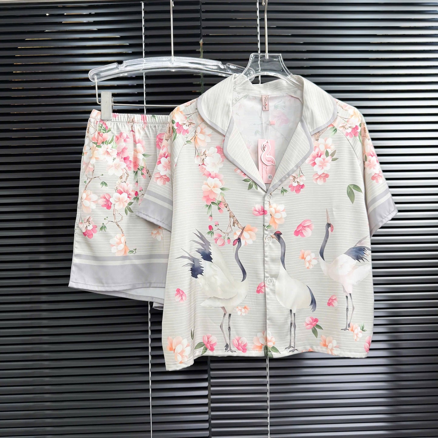 Pijama Đùi Raglan Lụa Latin Flamingo