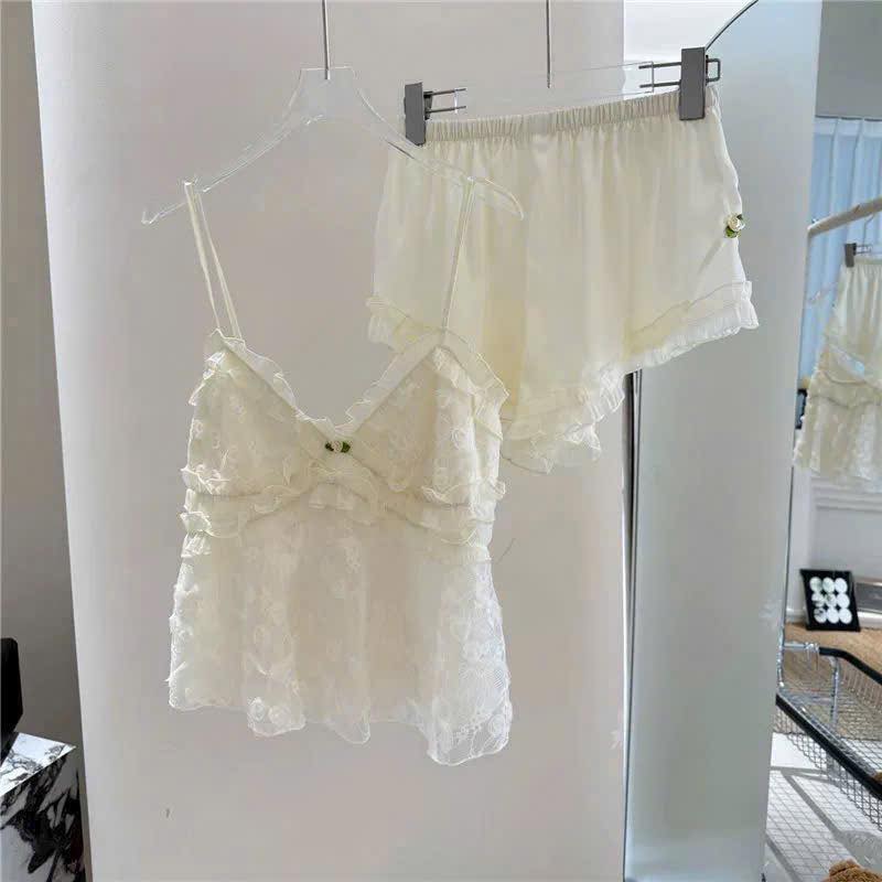 Set Đồ Ngủ 2 Dây Đùi Voan Trắng