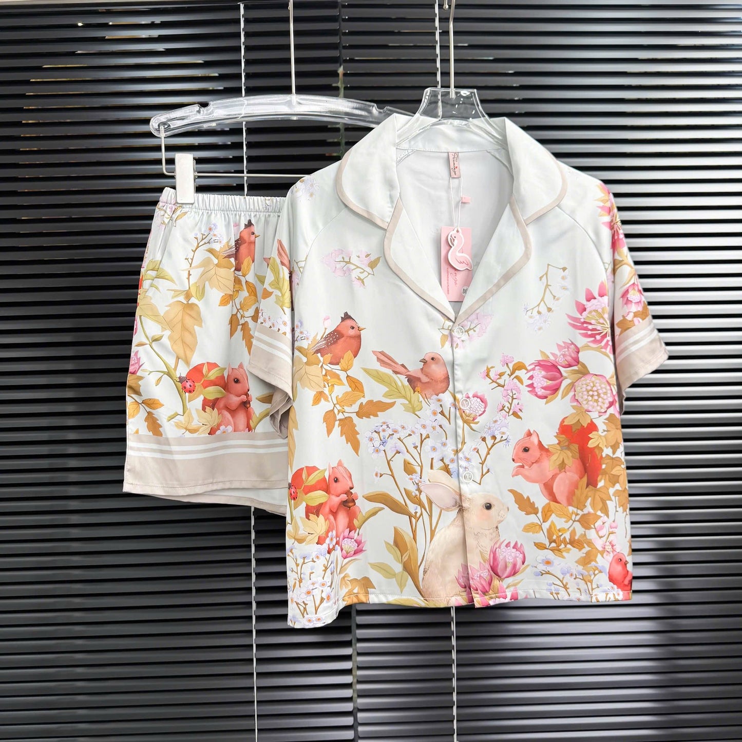 Pijama Đùi Raglan Lụa Latin Flamingo