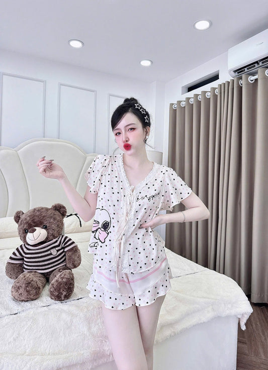 Bộ ngủ quần đùi cánh tiên cổ Y phối ren